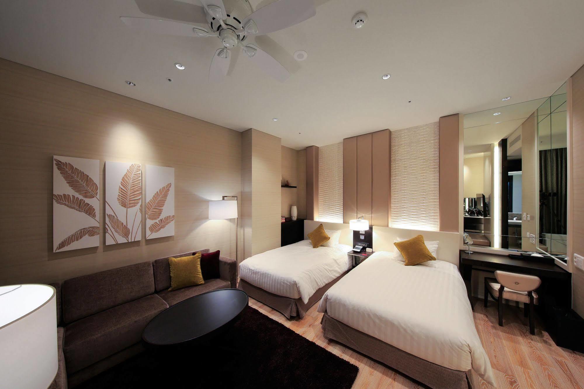 Solaria Nishitetsu Hotel Seoul Myeongdong Екстериор снимка
